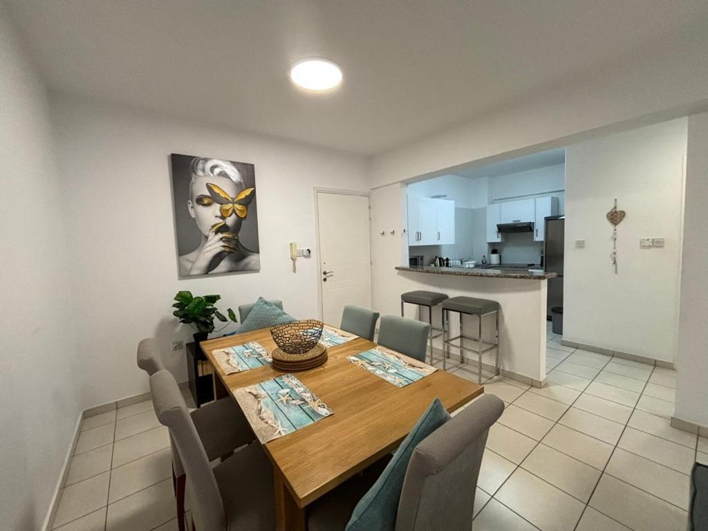 Cozy Apartment In Paphos Beautiful Complex Esterno foto
