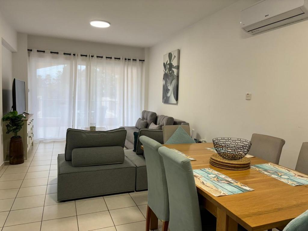 Cozy Apartment In Paphos Beautiful Complex Esterno foto